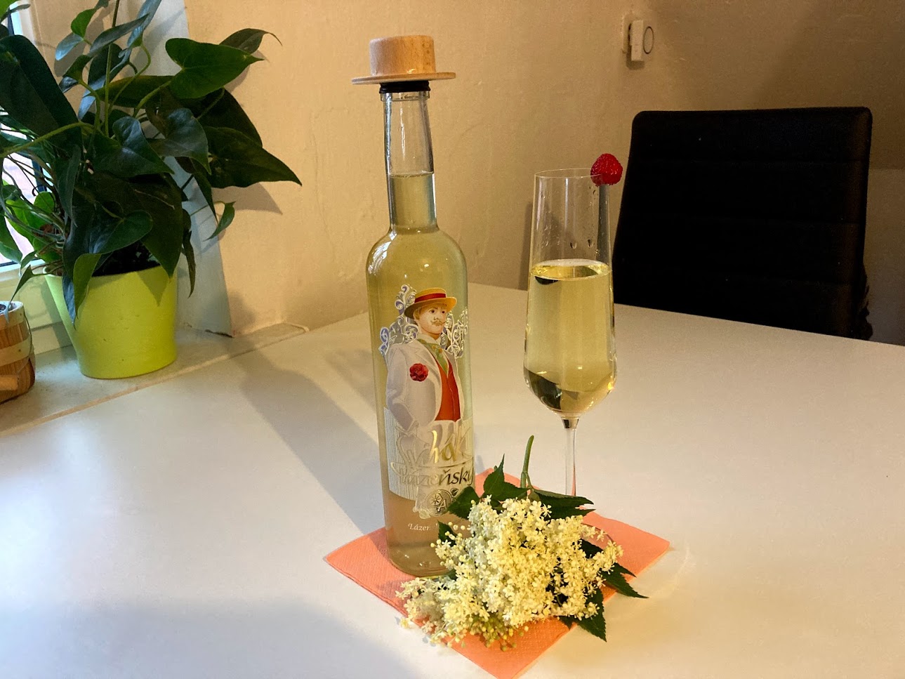 bezinkový sirup bezinkový sirup